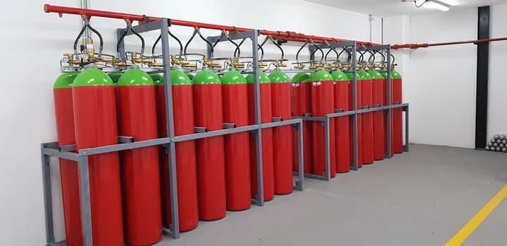 Sistema de extinción de incendios en instalación